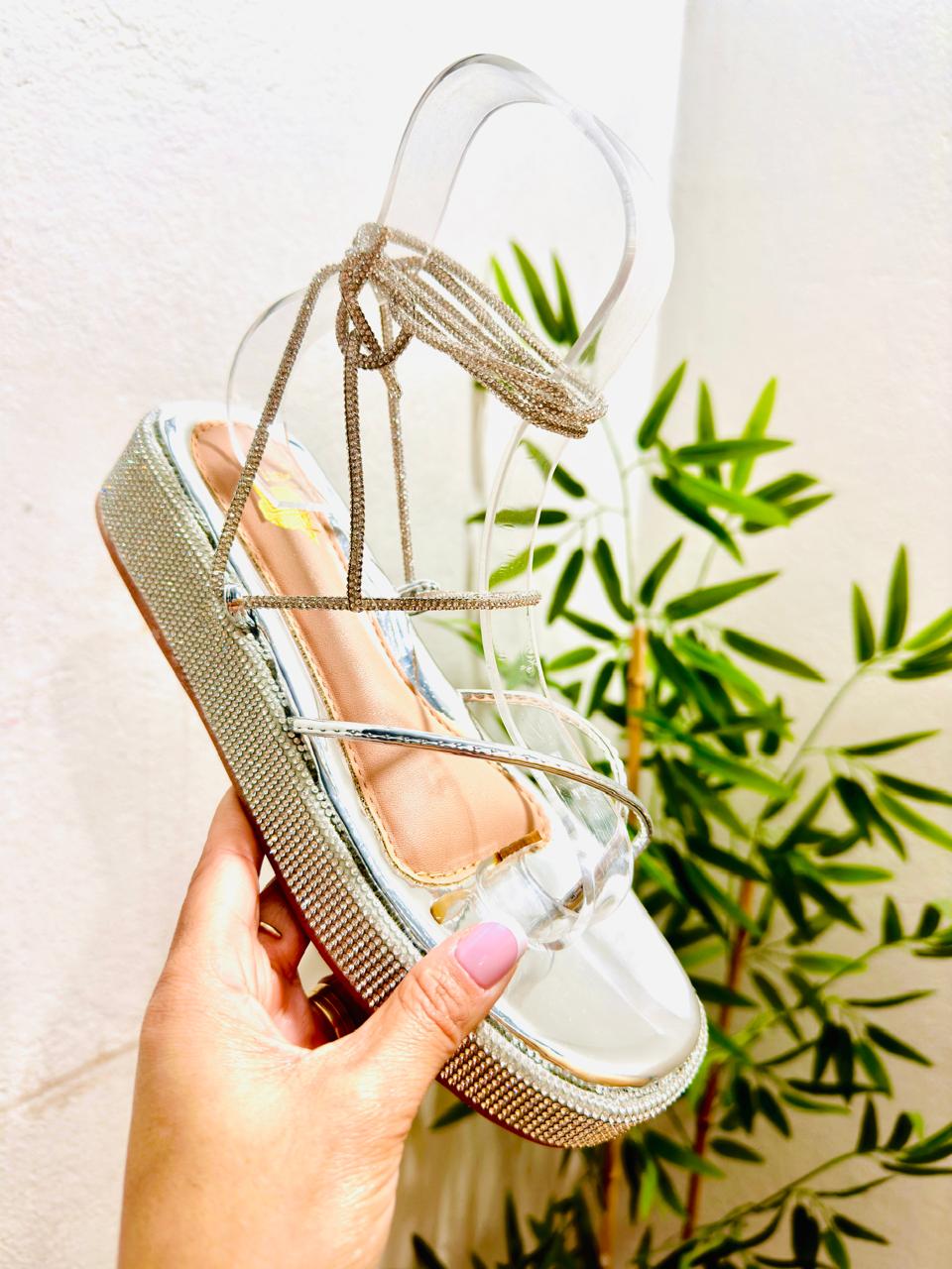 Sandalia Flatform Femnina Livia Strass Amarração Luxo