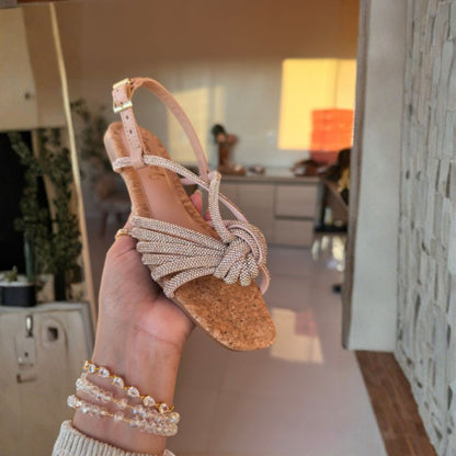Sandália Feminina Vivia – Rasteira em Cortiça Natural com Strass e Fivela