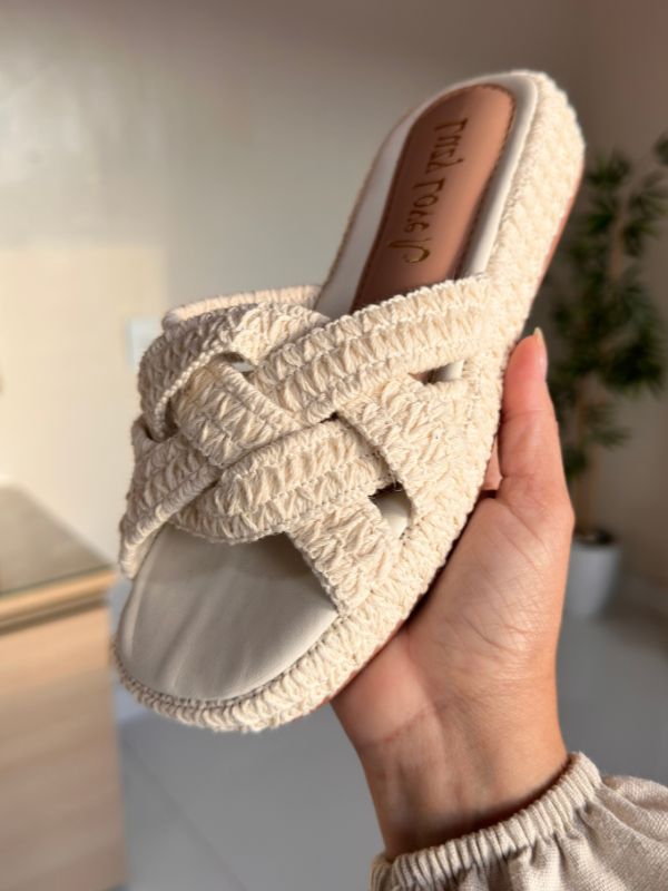 Sandalia Feminina Croche Comfort Flatform Joana