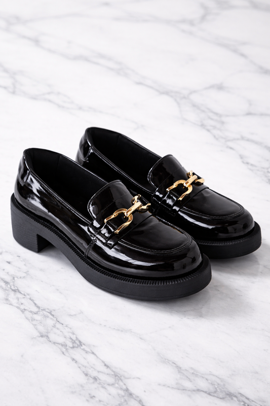 Mocassim Feminino Fashion com Detalhe Dourado – Look Moderno